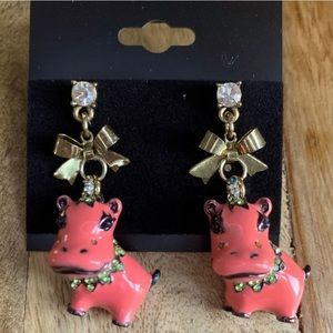 Adorable Betsey Johnson 🦛 Hippo 🦛 Earrings!